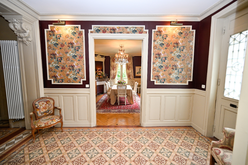 Hall_3.jpg